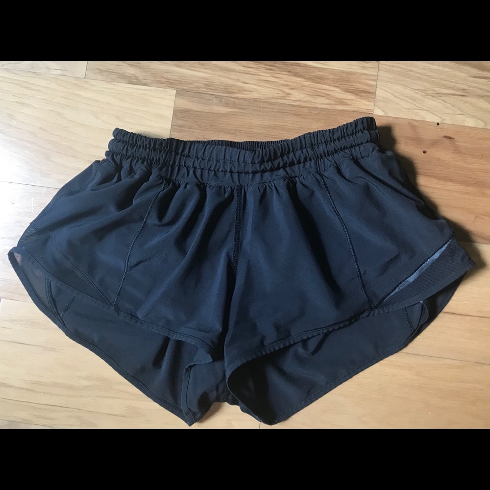 Lululemon Hottie Hot shorts